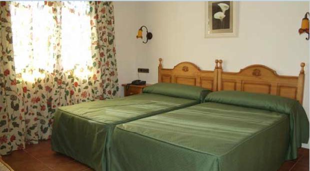 Hostal Las Grullas Tornos Room photo